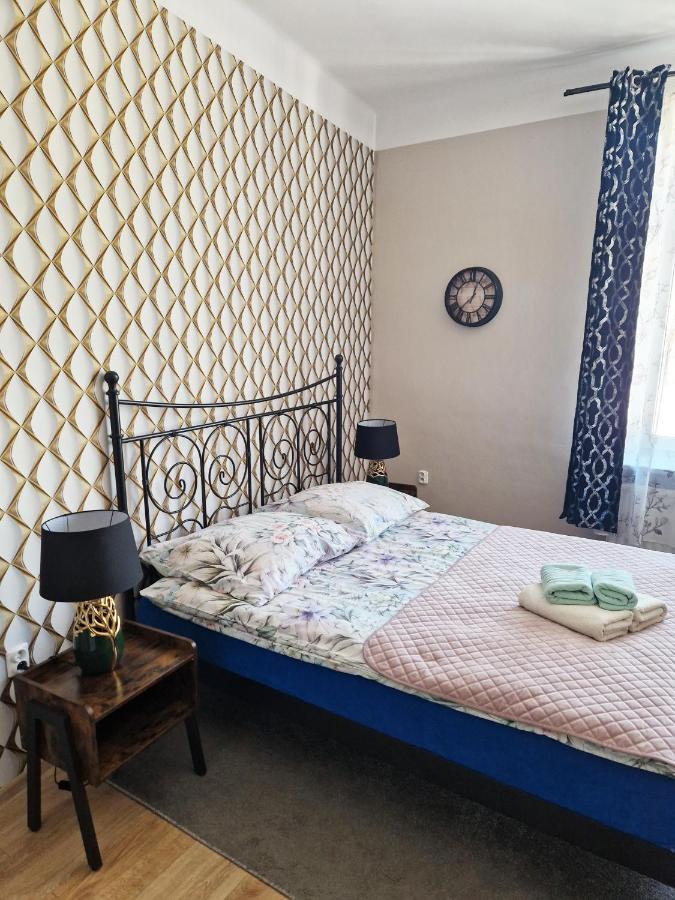 Sara -Mikolajska - Rynek - Netflix Hydromassage Apartamento Cracóvia Exterior foto